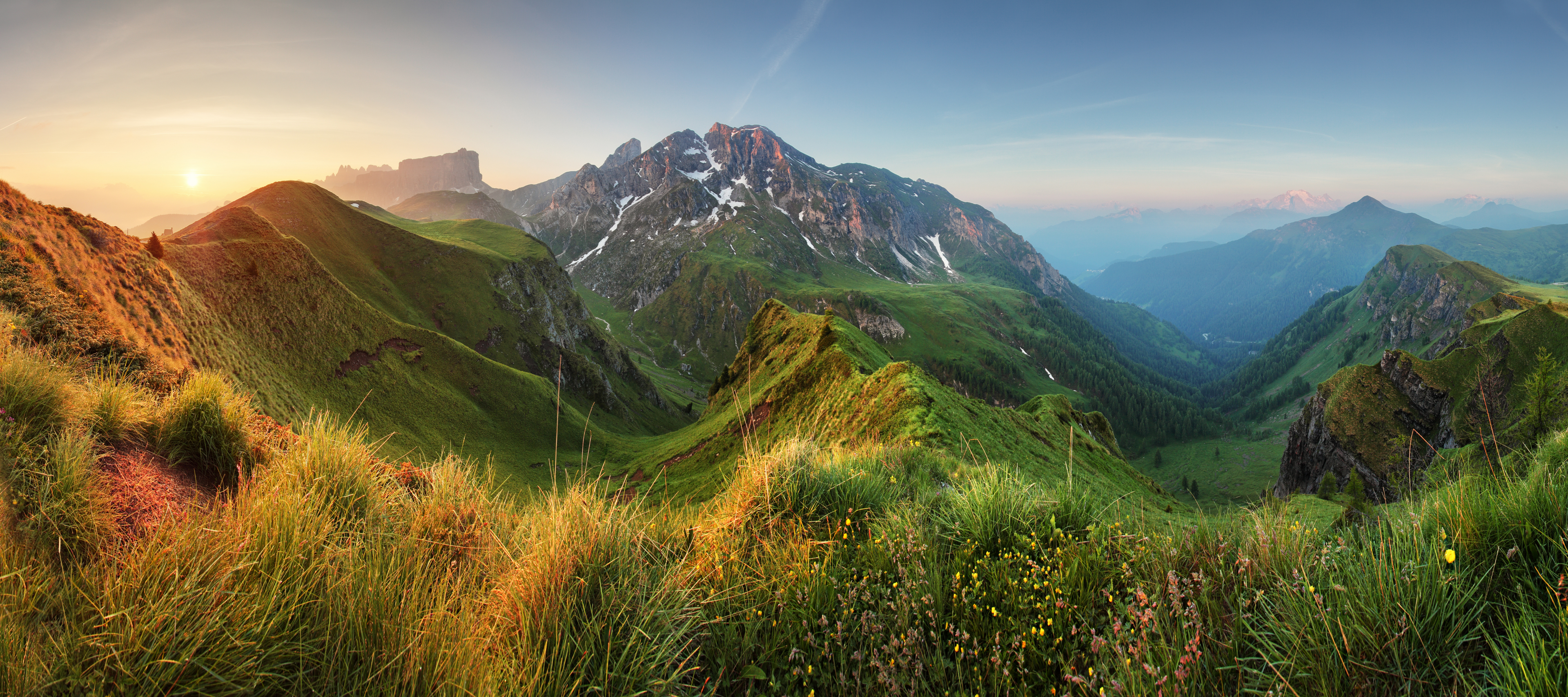 tre cime dolomiti sellaronda le dolomiti maratona delle dolomiti 2021 dolomiti del brenta dolomiti montagne la regina delle dolomiti piccole dolomiti dolomiti venete hotel granbaita dolomites chalet dolomiti maratona dolomiti 2021 terrazza delle dolomiti
